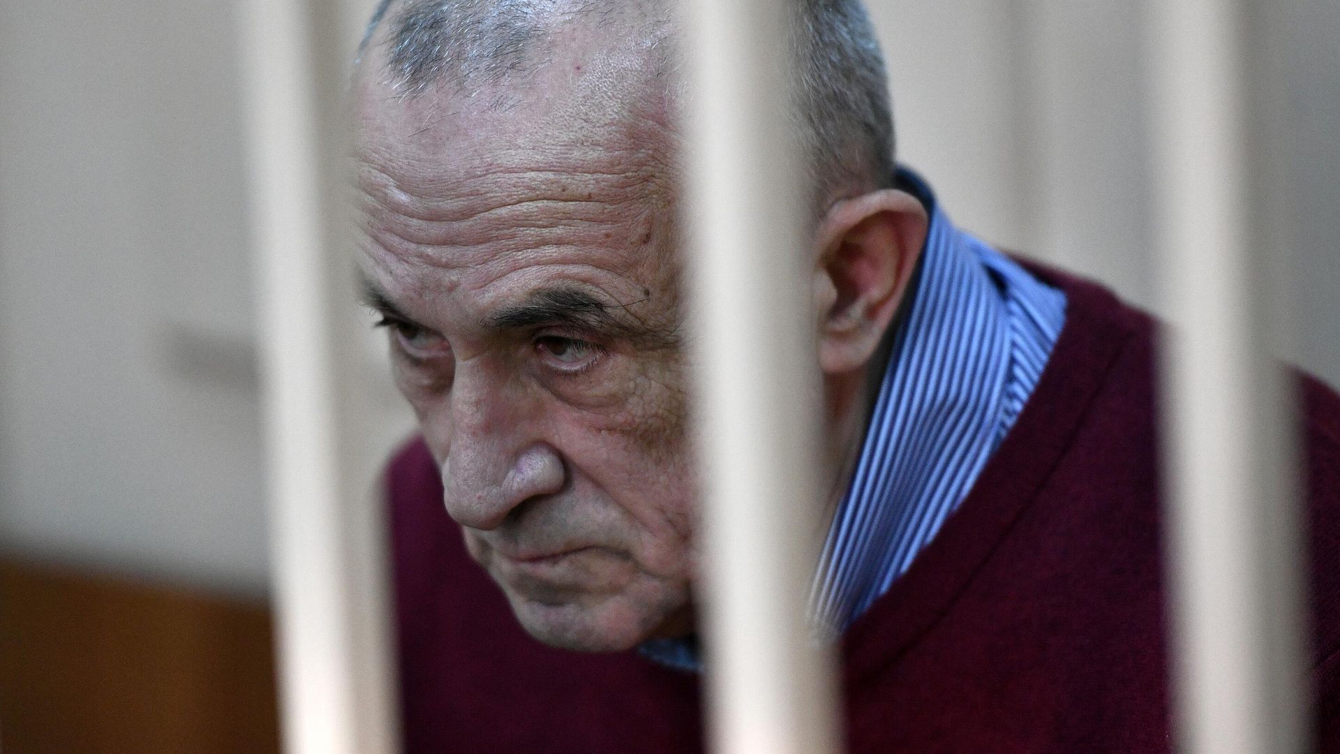 Бывший глава Удмуртии Александр Соловьев в Басманном суде Бывший глава Удмуртии Александр Соловьев в Басманном суде - РИА Новости, 1920, 26.11.2021