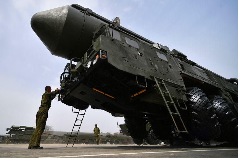 Транспортно-пусковой контейнер комплекса РС-24 Ярс Транспортно-пусковой контейнер комплекса РС-24 Ярс