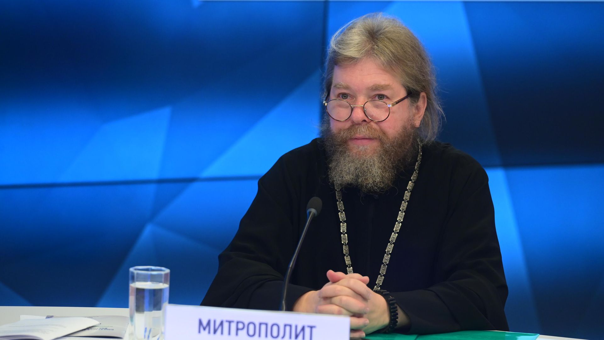 Митрополит Псковский и Порховский Тихон (Шевкунов) во время всероссийской мультимедийной конференции Биоэтика и генетика: вызовы XXI века в МИА Россия сегодня - РИА Новости, 1920, 24.03.2021