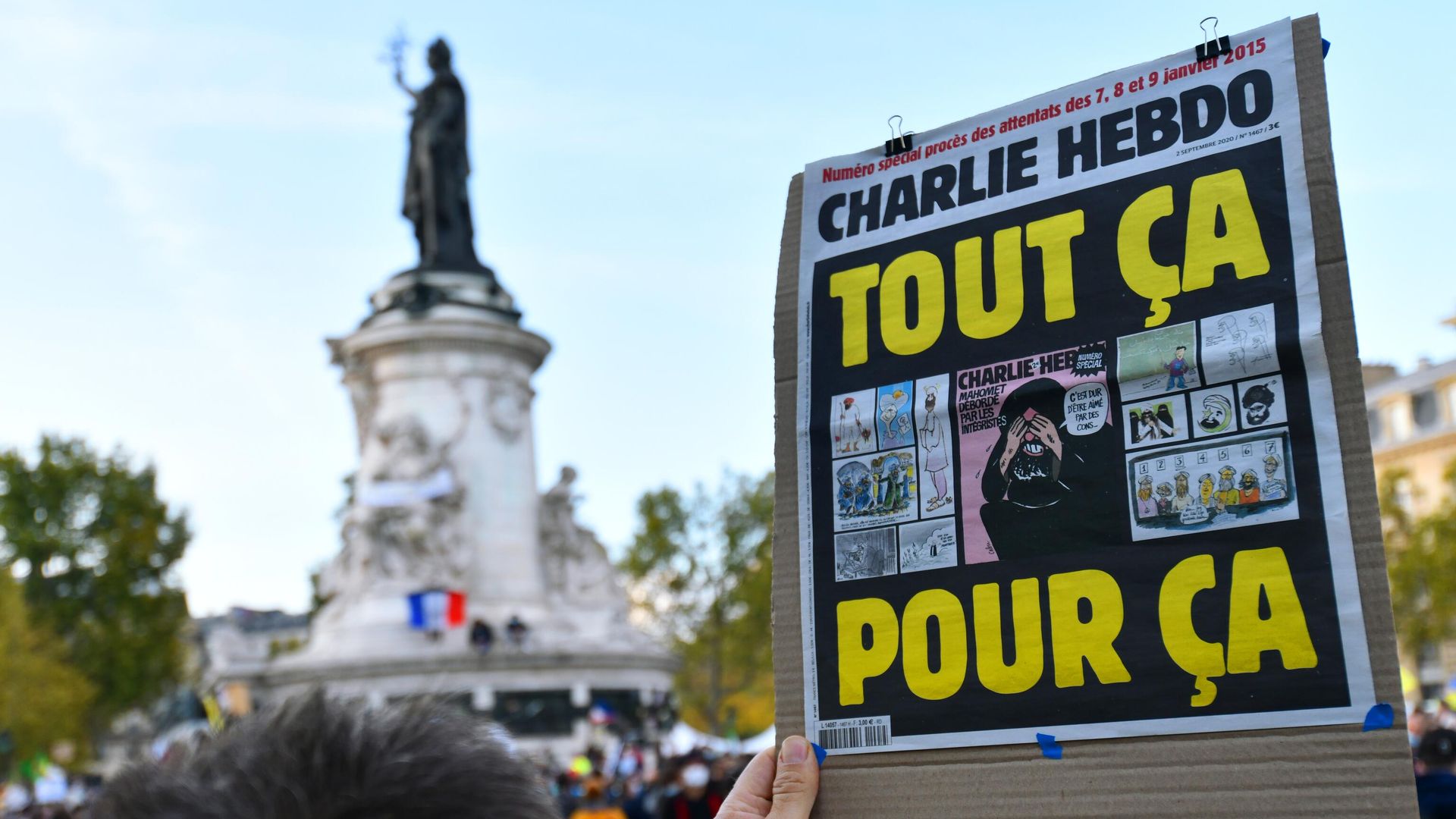 Участники акции памяти на площади Республики в Париже Участники акции памяти на площади Республики в Париже - РИА Новости, 1920, 18.12.2020
