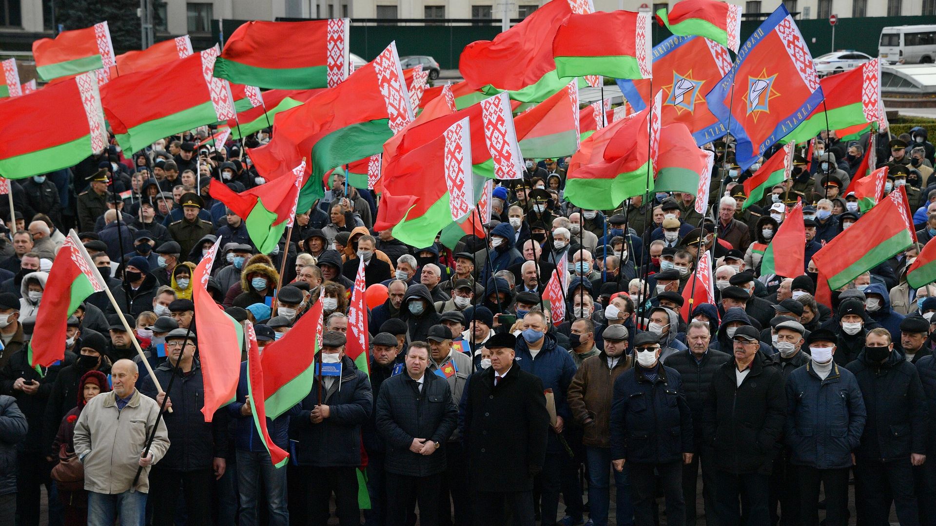 Митинг сторонников президента Белоруссии Александра Лукашенко в Минске Митинг сторонников президента Белоруссии Александра Лукашенко в Минске - РИА Новости, 1920, 23.10.2020