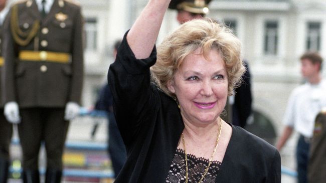 Киноактриса Ирина Константиновна Скобцева на XXI Московском международном кинофестивале в Киноконцертном зале Пушкинский (19-29 июля 1999 года) Киноактриса Ирина Константиновна Скобцева на XXI Московском международном кинофестивале в Киноконцертном зале Пушкинский (19-29 июля 1999 года)