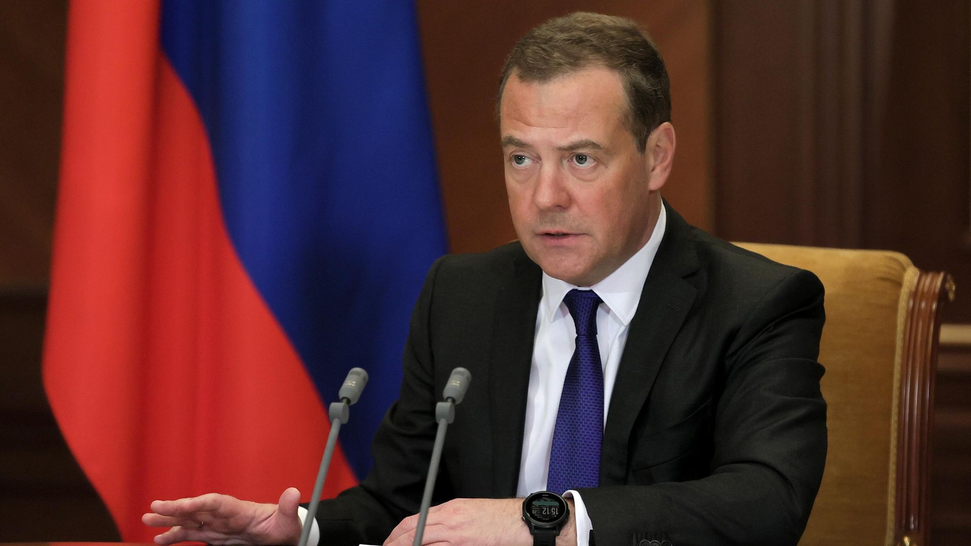 Заместитель председателя Совета безопасности РФ Дмитрий Медведев проводит в режиме видеоконференции заседание Межведомственной комиссии Совета безопасности РФ Заместитель председателя Совета безопасности РФ Дмитрий Медведев проводит в режиме видеоконференции заседание Межведомственной комиссии Совета безопасности РФ - РИА Новости, 1920, 09.11.2020