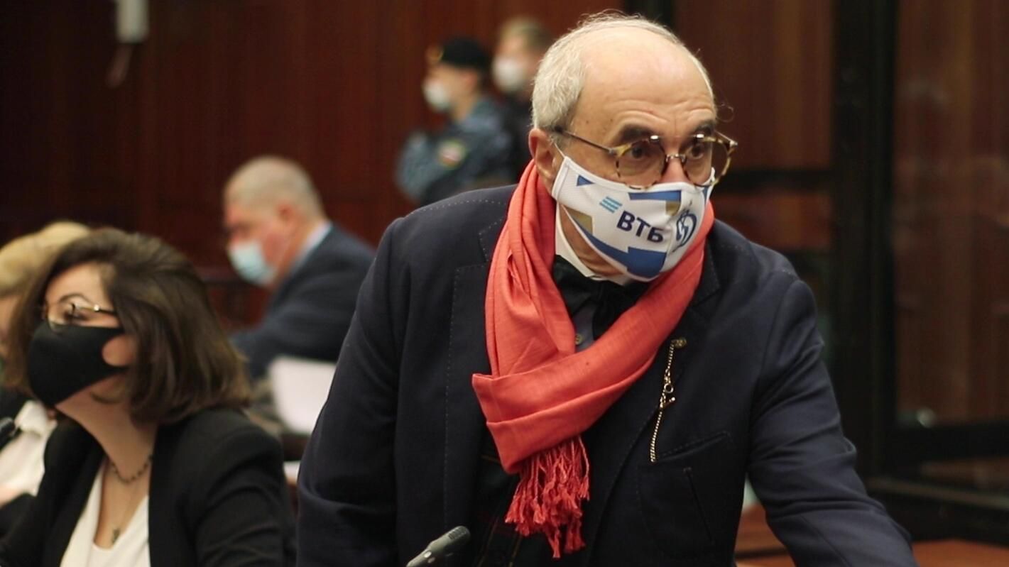 Адвокат семьи погибшего Сергея Захарова Александр Добровинский в зале заседаний Московского городского суда Адвокат семьи погибшего Сергея Захарова Александр Добровинский в зале заседаний Московского городского суда - РИА Новости, 1920, 22.10.2020
