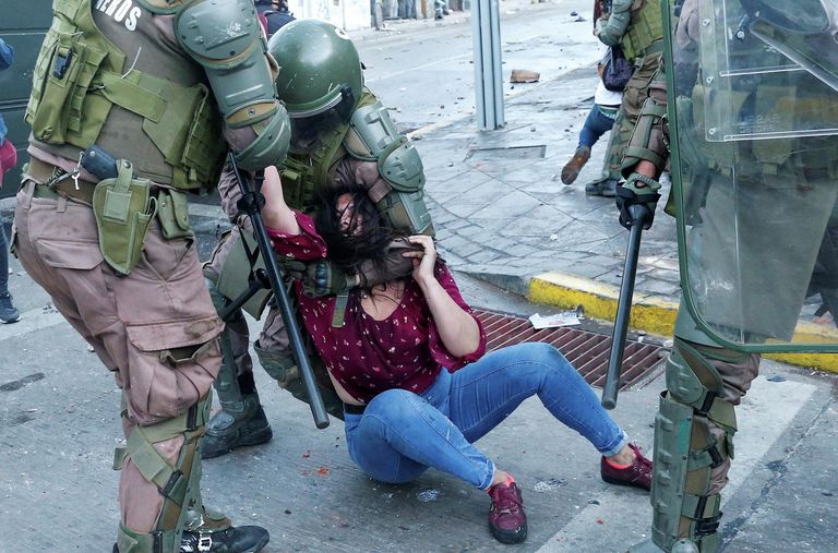 Демонстрации против правительства Чили в Вальпараисо Демонстрации против правительства Чили в Вальпараисо