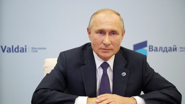 Президент РФ Владимир Путин принимает участие в заседании дискуссионного клуба Валдай в режиме видеосвязи