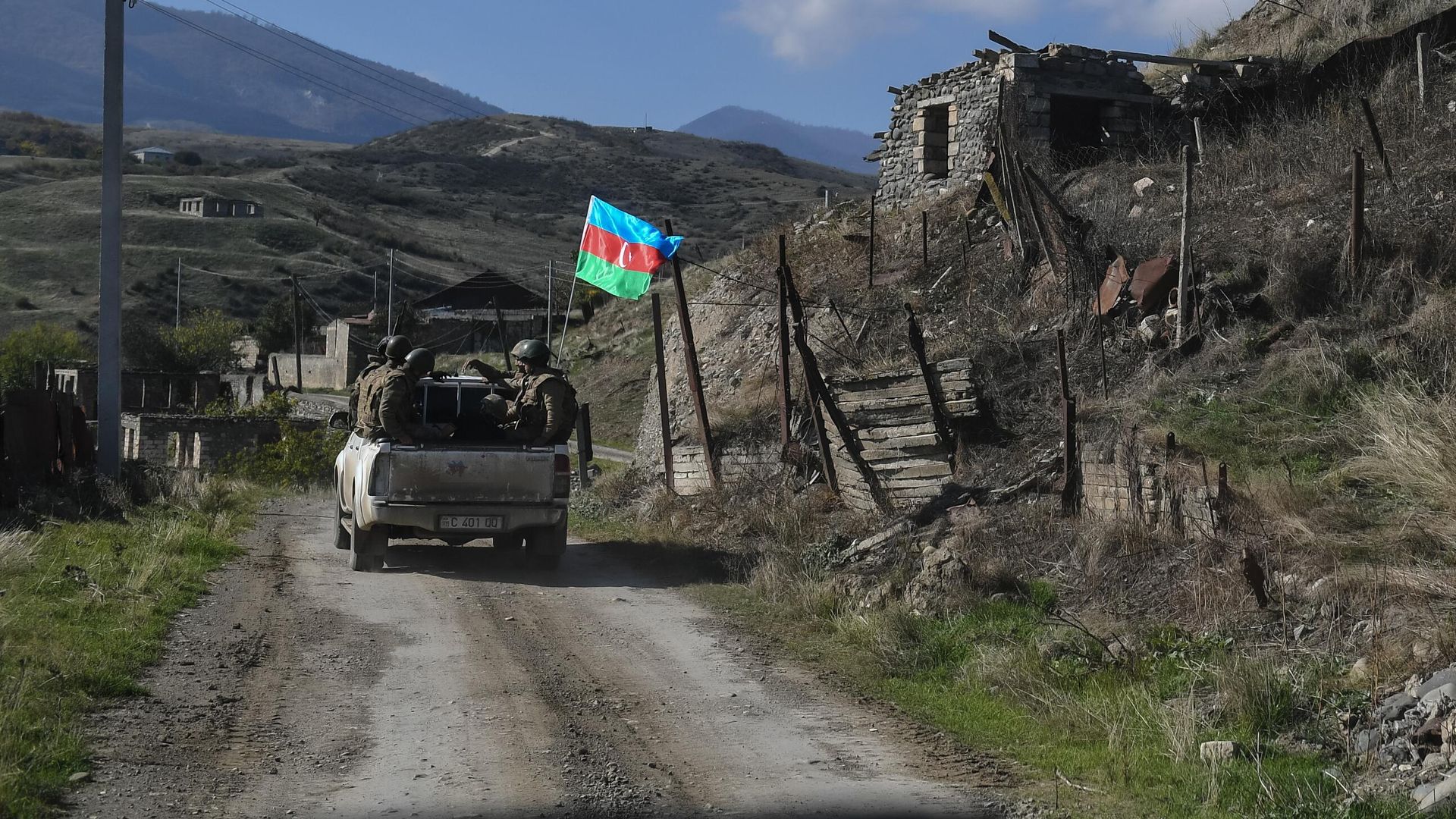 Военнослужащие азербайджанской армии на территории села Талыш Военнослужащие азербайджанской армии на территории села Талыш - РИА Новости, 1920, 24.10.2020