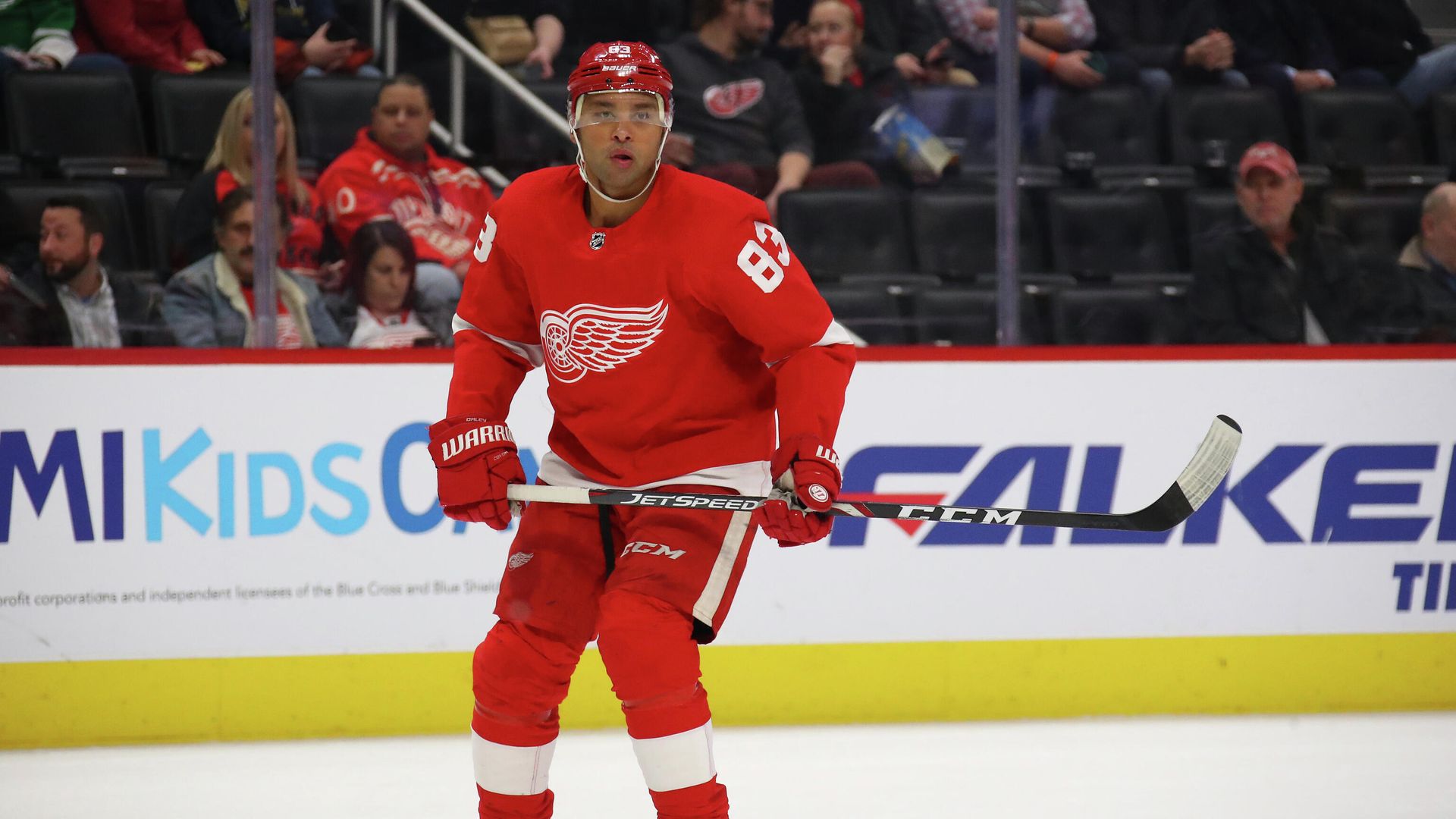 DETROIT, MICHIGAN - FEBRUARY 25: Trevor Daley #83 of the Detroit Red Wings skates against the New Jersey Devils at Little Caesars Arena on February 25, 2020 in Detroit, Michigan. Gregory Shamus/Getty Images/AFP DETROIT, MICHIGAN - FEBRUARY 25: Trevor Daley #83 of the Detroit Red Wings skates against the New Jersey Devils at Little Caesars Arena on February 25, 2020 in Detroit, Michigan. Gregory Shamus/Getty Images/AFP - РИА Новости, 1920, 26.10.2020