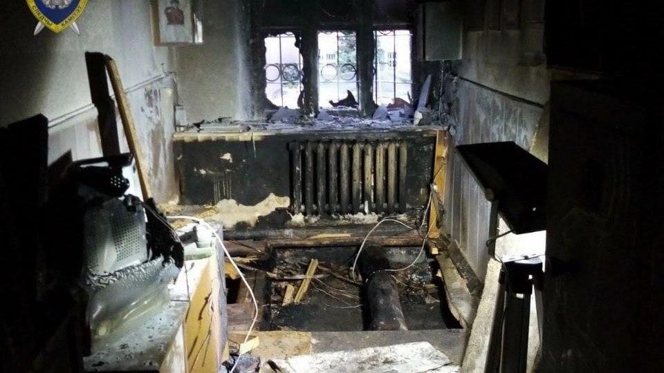 Сгоревшее здание ГАИ в Мозыре, Белоруссия Сгоревшее здание ГАИ в Мозыре, Белоруссия - РИА Новости, 1920, 28.10.2020