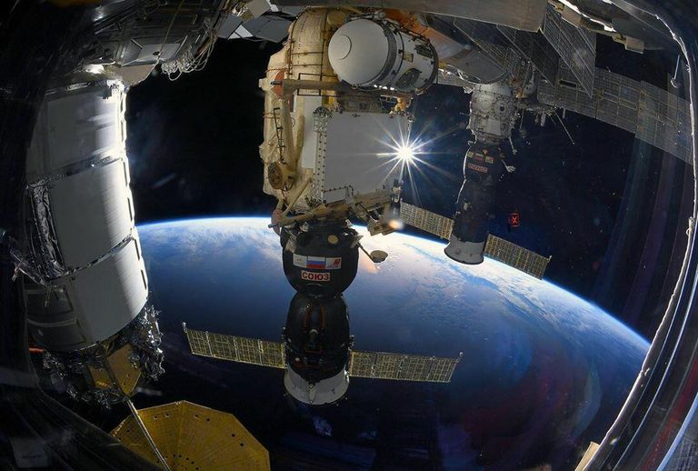 Корабль Союз МС пристыкованный к МКС