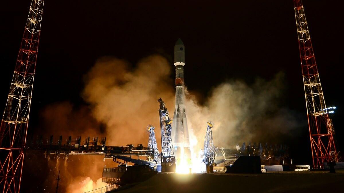 Пуск ракеты-носителя Союз-2 с космическим аппаратом нового поколения системы Глонасс-К Пуск ракеты-носителя Союз-2 с космическим аппаратом нового поколения системы Глонасс-К - РИА Новости, 1920, 24.01.2021