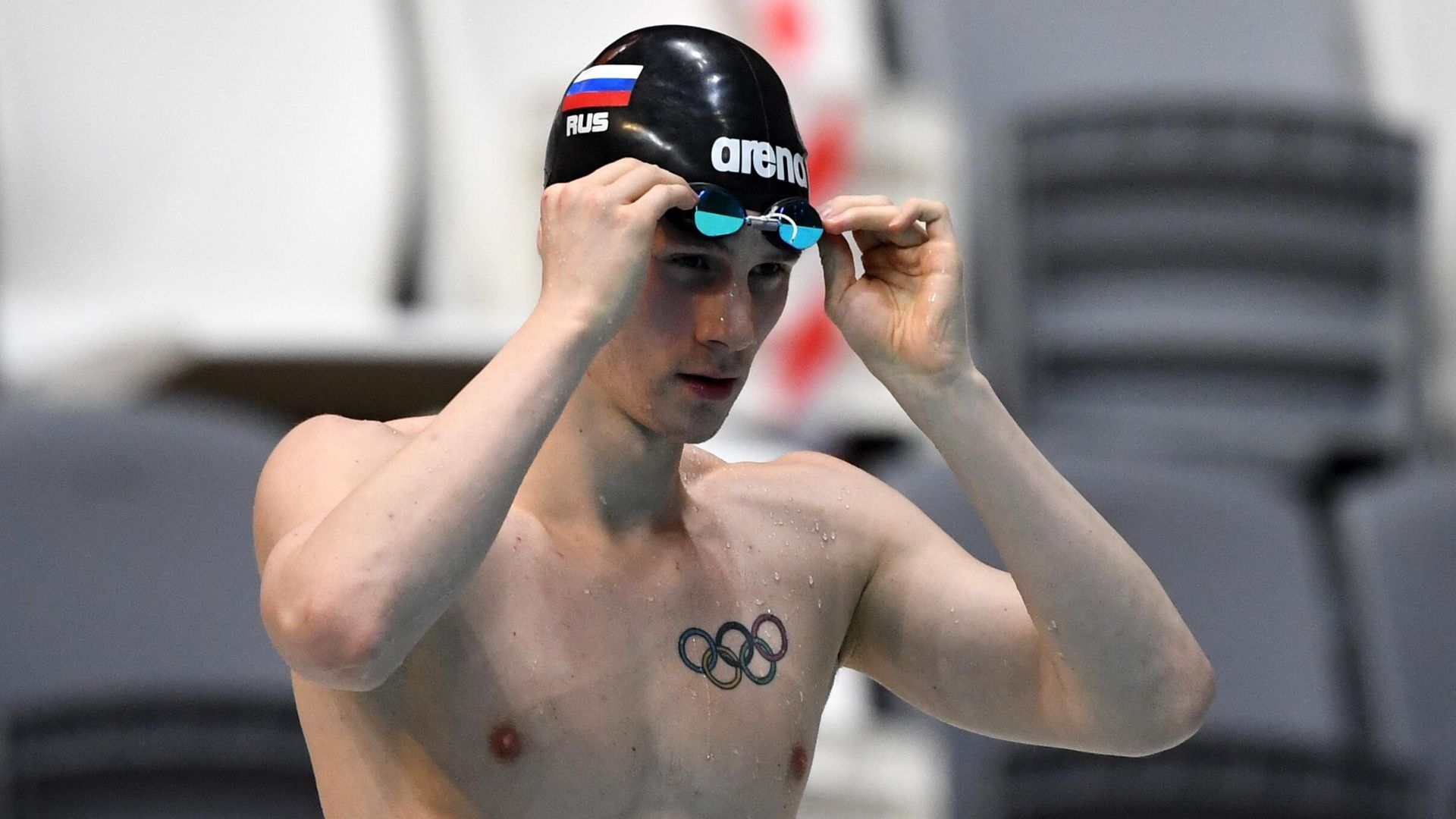 Григорий Тарасевич после финального заплыва среди мужчин на дистанции 50 метров на спине на чемпионате России по плаванию в Казани. Григорий Тарасевич после финального заплыва среди мужчин на дистанции 50 метров на спине на чемпионате России по плаванию в Казани. - РИА Новости, 1920, 28.08.2021