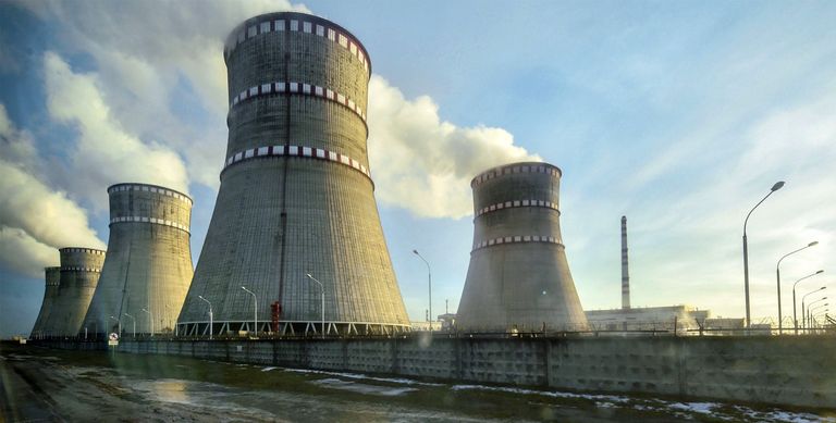 Ровенская атомная электростанция в Кузнецовске, Украина Ровенская атомная электростанция в Кузнецовске, Украина
