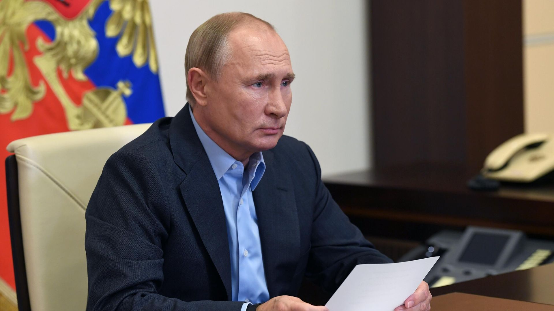 Президент РФ Владимир Путин во время встречи в режиме видеоконференции с финалистами конкурса Большая перемена Президент РФ Владимир Путин во время встречи в режиме видеоконференции с финалистами конкурса Большая перемена - РИА Новости, 1920, 05.01.2021