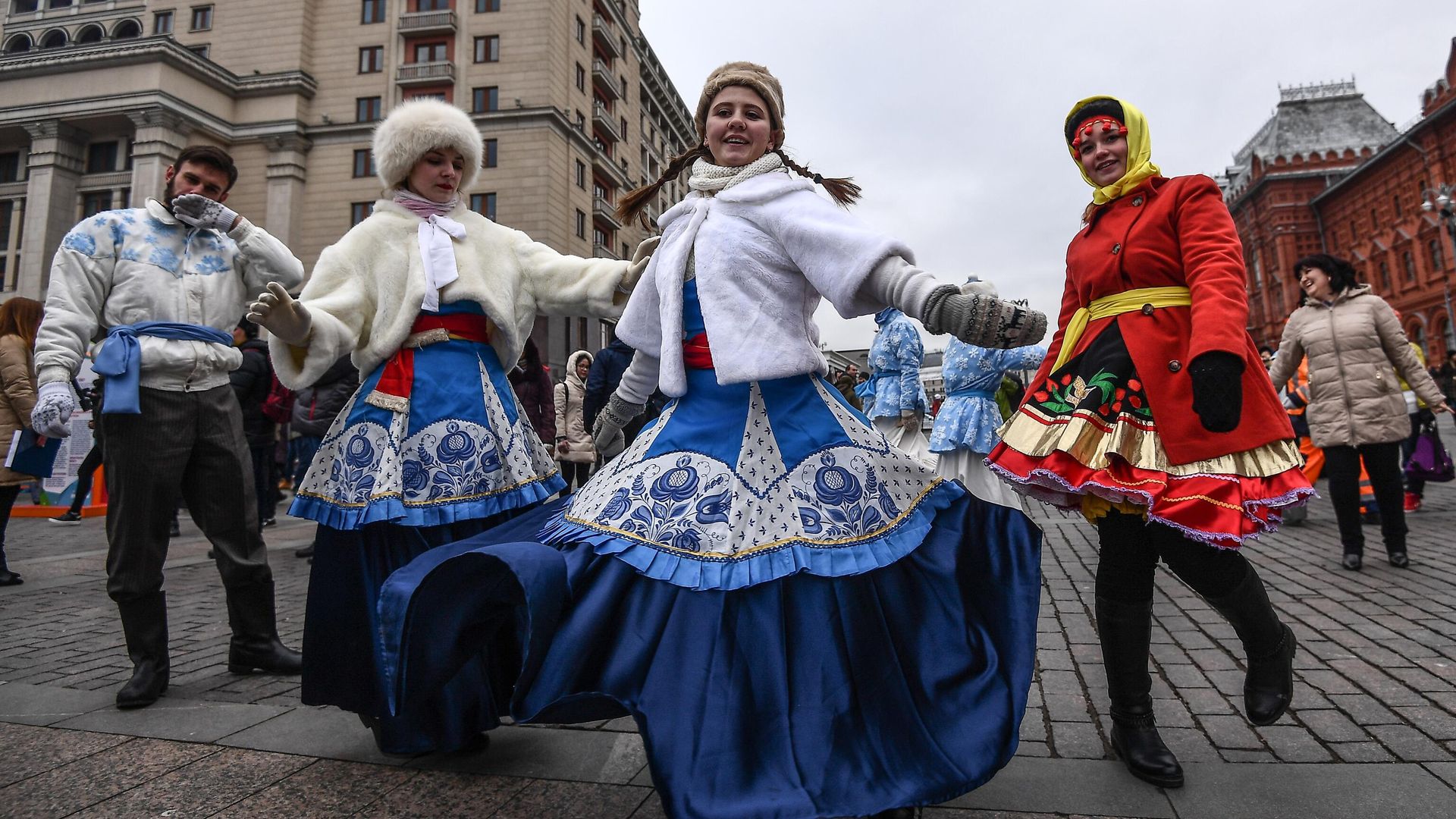 Участники фестиваля День народного единства на Манежной площади в Москве Участники фестиваля День народного единства на Манежной площади в Москве - РИА Новости, 1920, 04.11.2020