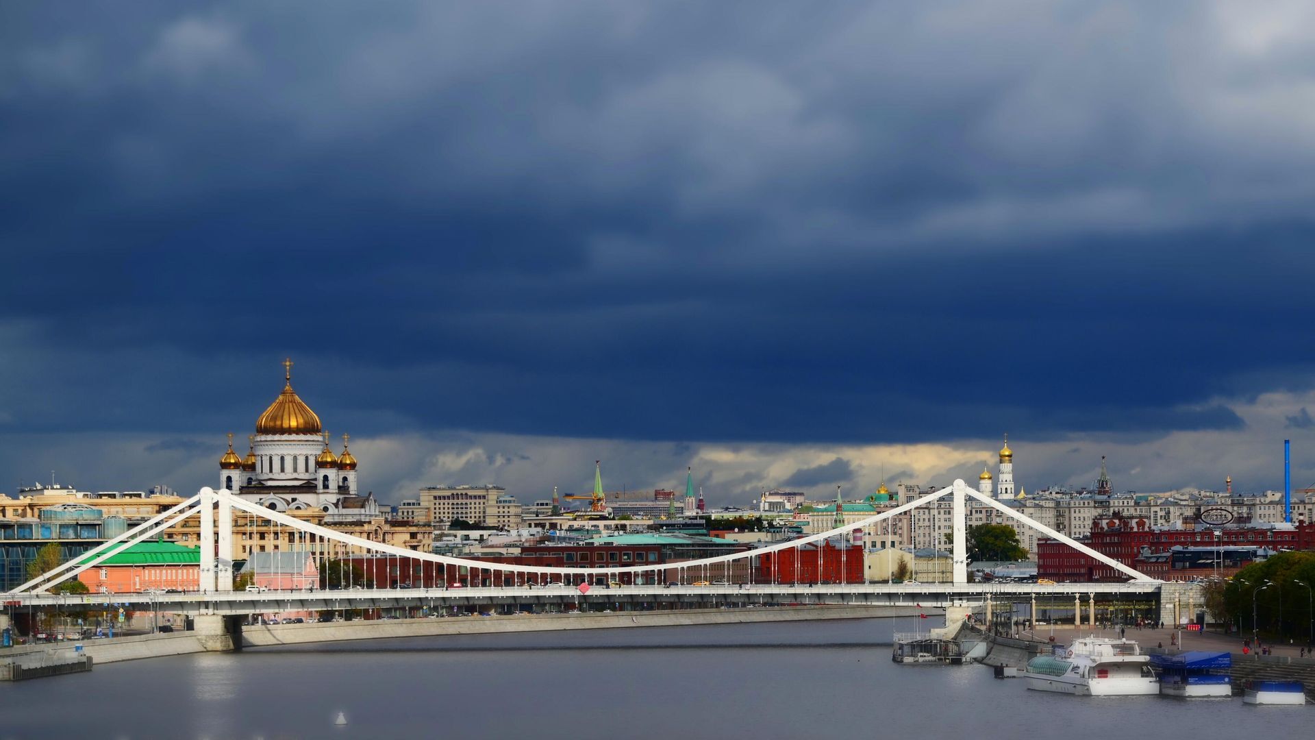 Крымский мост и храм Христа Спасителя в Москве Крымский мост и храм Христа Спасителя в Москве - РИА Новости, 1920, 01.05.2023