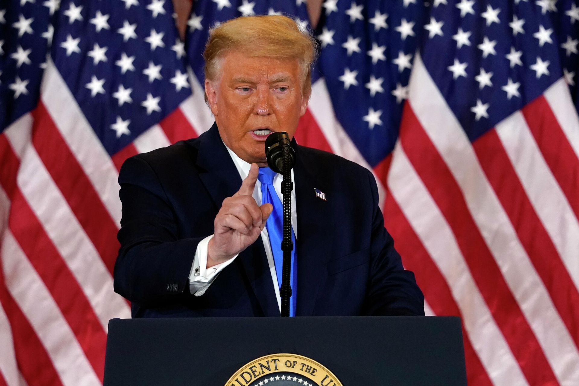 Президент США Дональд Трамп делает заявление относительно первых результатов президентских выборов в США - РИА Новости, 1920, 21.09.2021