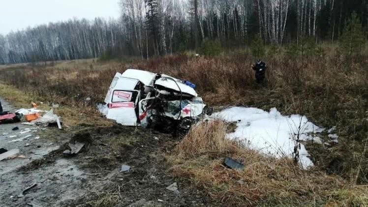 ДТП с участием автомобиля скорой помощи в Пермском крае ДТП с участием автомобиля скорой помощи в Пермском крае - РИА Новости, 1920, 05.11.2020