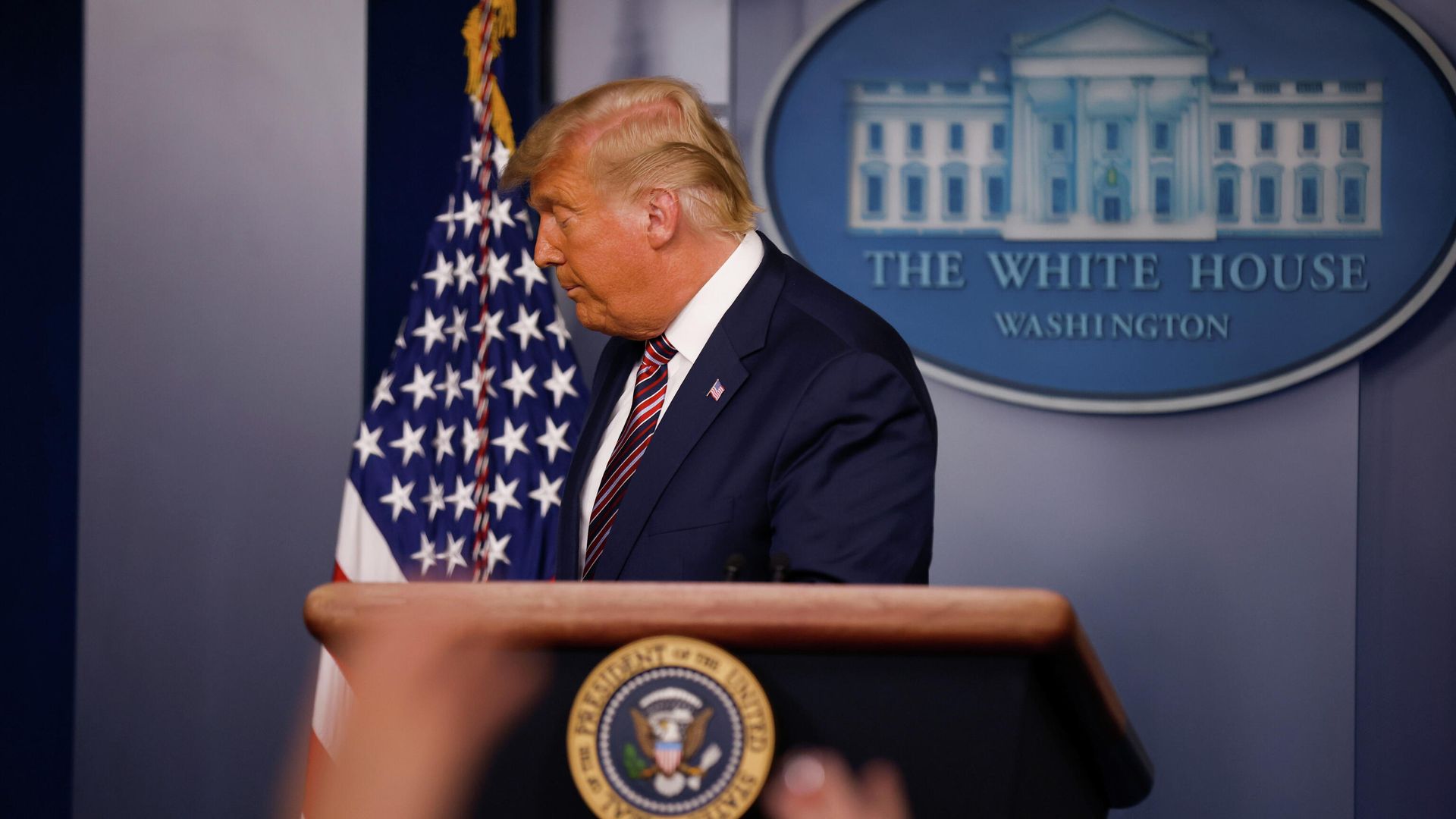 Президент США Дональд Трамп во время выступления в Белом доме в Вашингтоне - РИА Новости, 1920, 12.11.2020