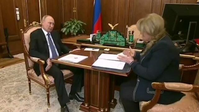 Путин о победах людей рабочих профессий на выборах: Люди просто знают проблемы своих населенных пунктов Путин о победах людей рабочих профессий на выборах: Люди просто знают проблемы своих населенных пунктов - РИА Новости, 1920, 06.11.2020