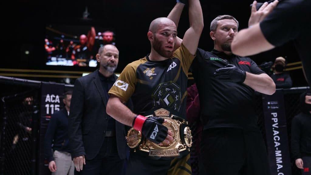 Азамат Керефов с чемпионским поясом ACA Азамат Керефов с чемпионским поясом ACA - РИА Новости, 1920, 06.11.2020