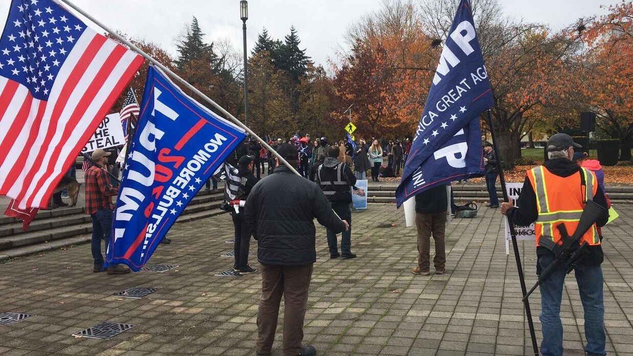 Митинг в поддержку действующего президента США Дональда Трампа в Салеме, столице штата Орегон Митинг в поддержку действующего президента США Дональда Трампа в Салеме, столице штата Орегон - РИА Новости, 1920, 12.11.2020
