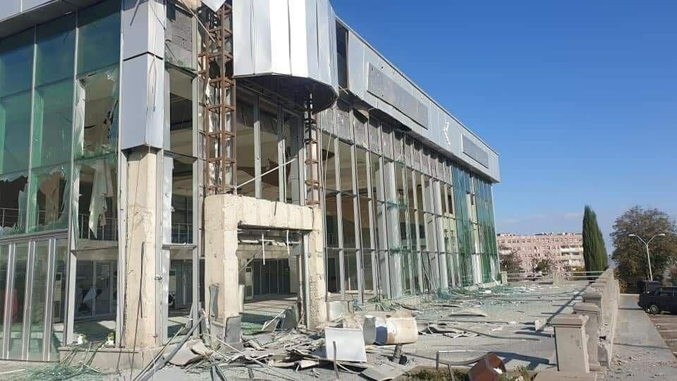 Последствия ночного обстрела Степанакерта Последствия ночного обстрела Степанакерта - РИА Новости, 1920, 10.11.2020