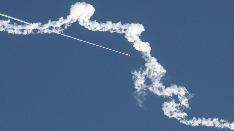Ракеты в небе над Нагорным Карабахом Ракеты в небе над Нагорным Карабахом