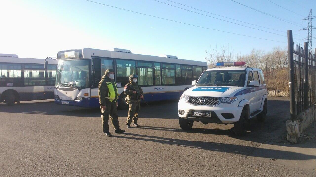 КПП на въезде на воронежский аэродром Балтимор. 9 ноября 2020 КПП на въезде на воронежский аэродром Балтимор. 9 ноября 2020 - РИА Новости, 1920, 09.11.2020