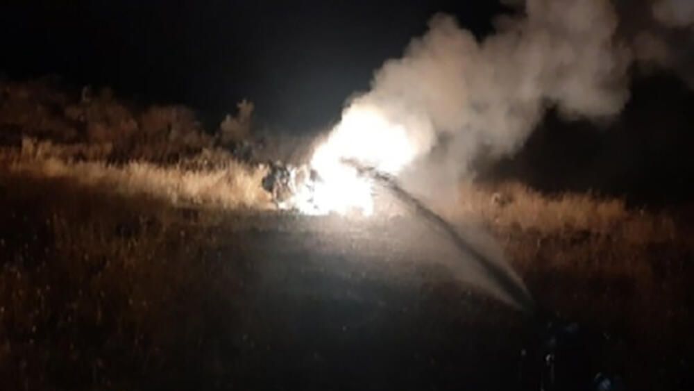 На месте падения вертолета Ми-24 у населенного пункта Ерасх в Армении На месте падения вертолета Ми-24 у населенного пункта Ерасх в Армении - РИА Новости, 1920, 10.11.2020