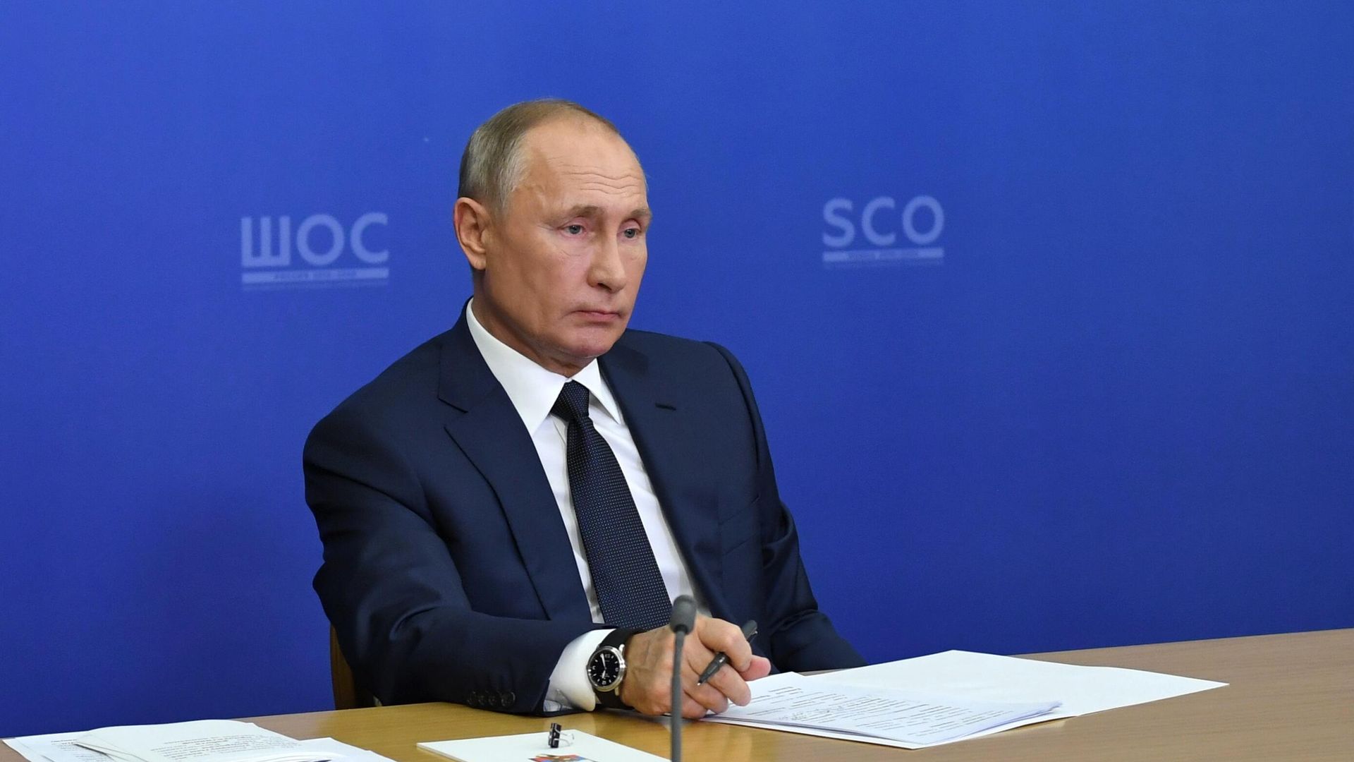 Президент РФ Владимир Путин проводит в режиме видеоконференции заседание Совета глав государств - членов ШОС Президент РФ Владимир Путин проводит в режиме видеоконференции заседание Совета глав государств - членов ШОС - РИА Новости, 1920, 10.11.2020