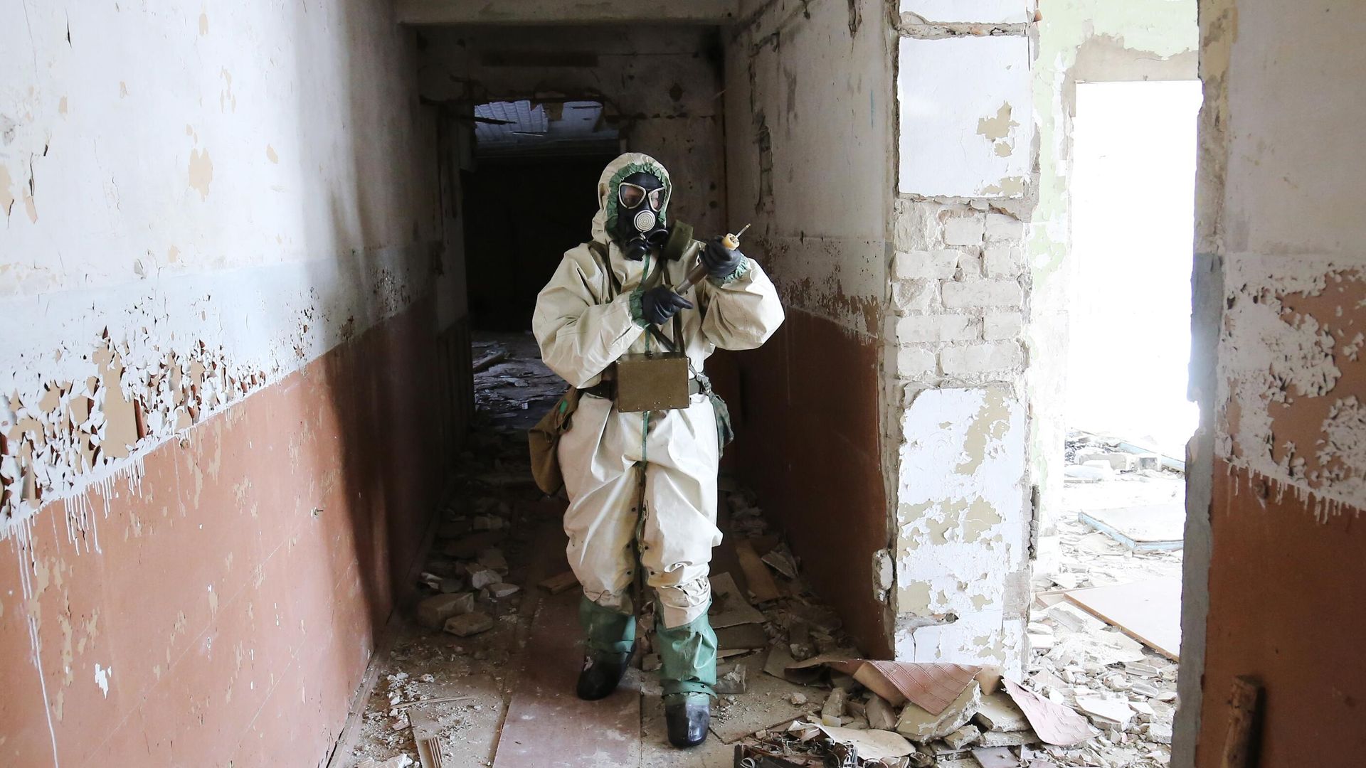 Военнослужащий войск радиационной, химической и биологической защиты Военнослужащий войск радиационной, химической и биологической защиты - РИА Новости, 1920, 24.10.2022