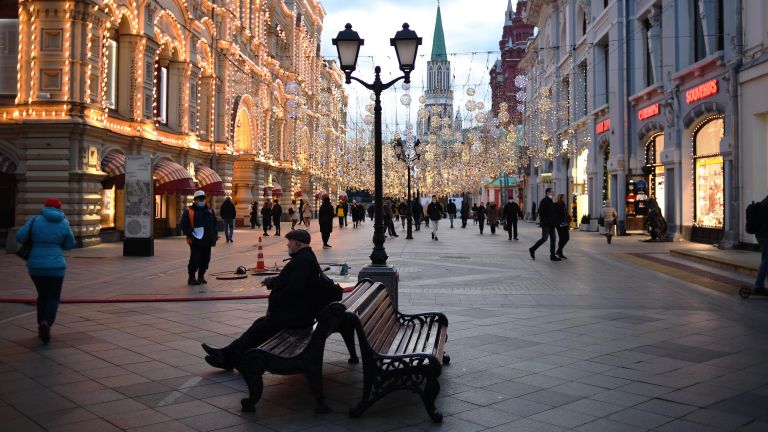 Никольская улица в Москве