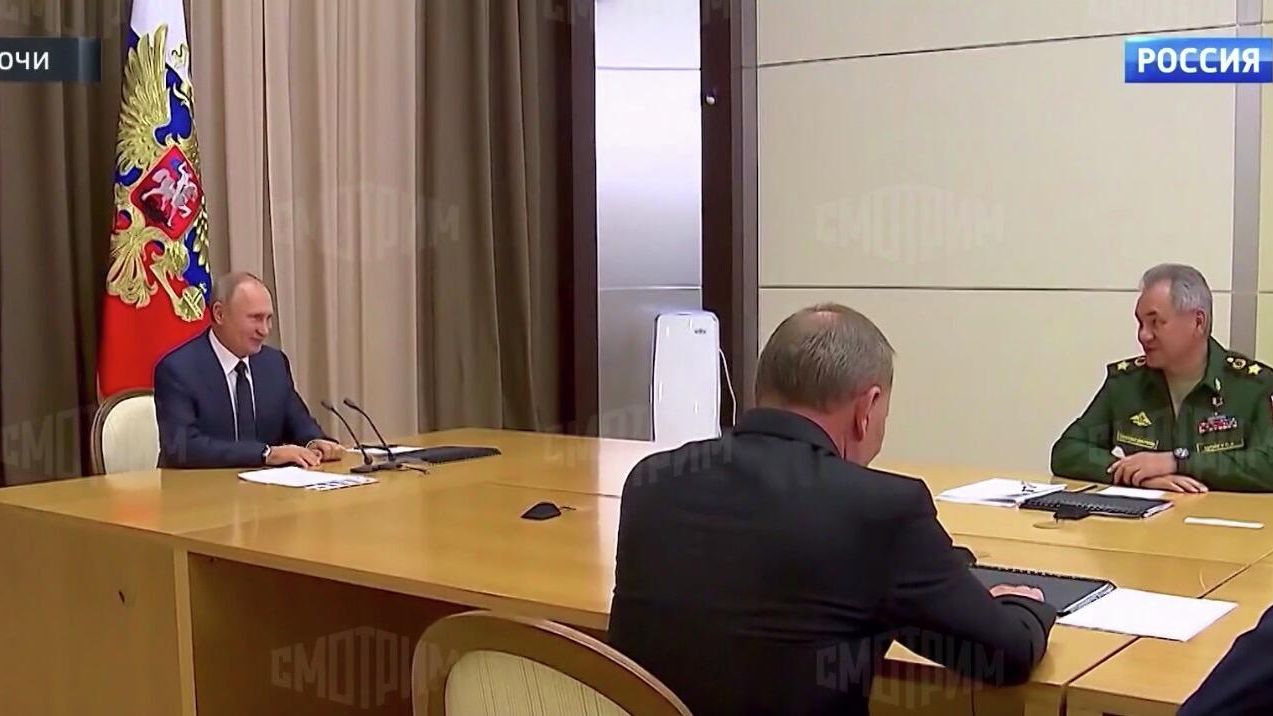 Кадры совещания Владимира Путина с руководством Минобороны в эфире телеканала Россия 1 Кадры совещания Владимира Путина с руководством Минобороны в эфире телеканала Россия 1 - РИА Новости, 1920, 15.11.2020