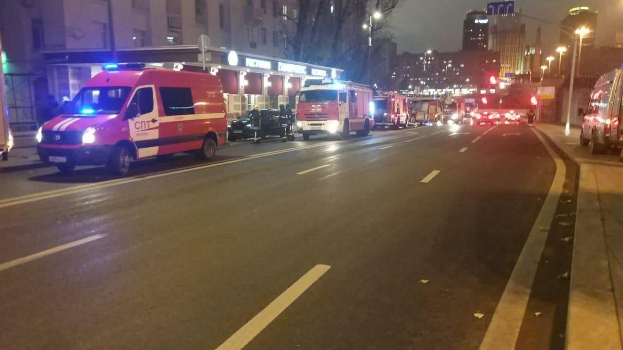 Пожар в Москве на набережной Тараса Шевченко, дом 1 Пожар в Москве на набережной Тараса Шевченко, дом 1 - РИА Новости, 1920, 15.11.2020