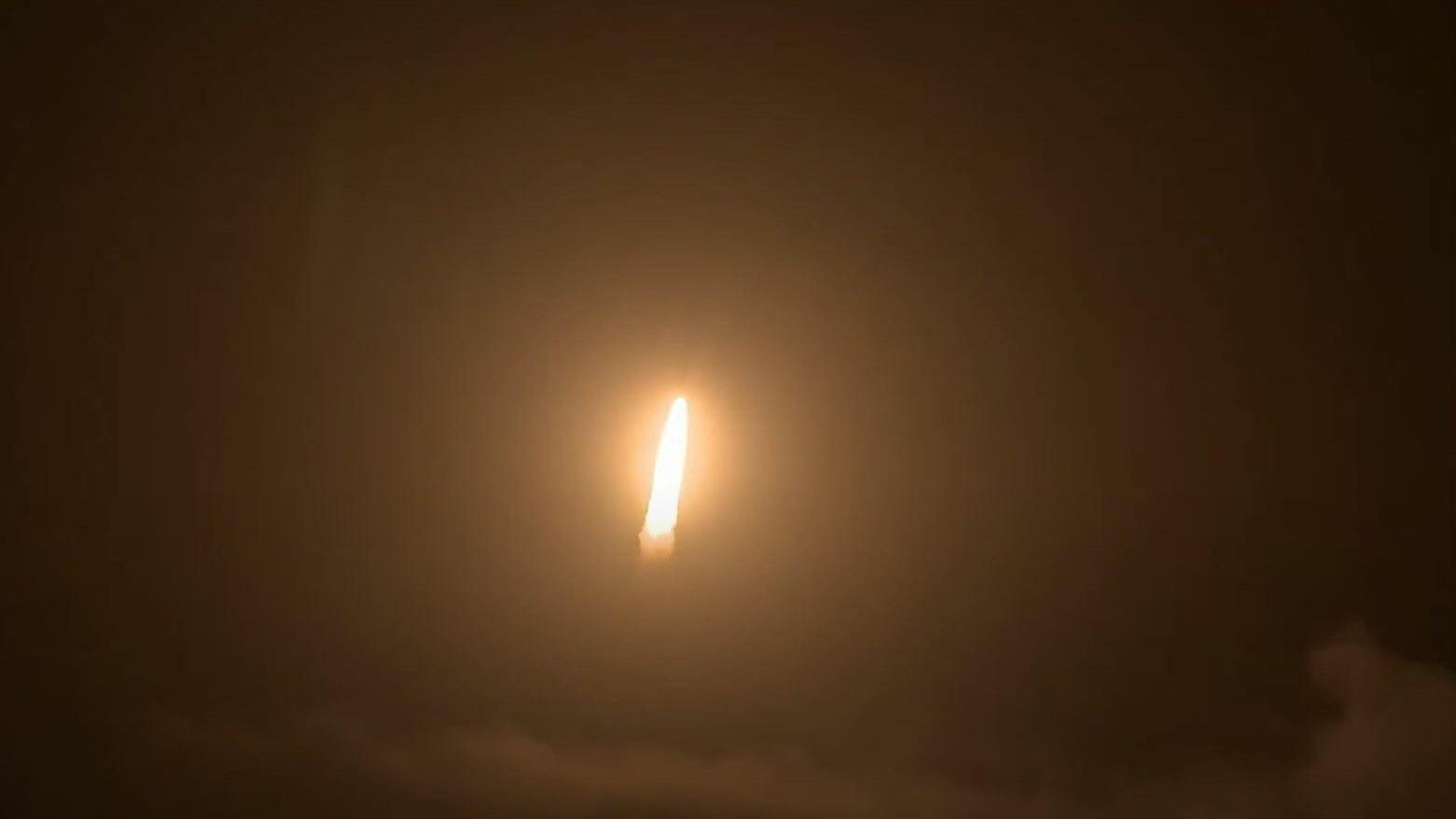Кадры запуска ракеты Vega c космодрома Куру Кадры запуска ракеты Vega c космодрома Куру - РИА Новости, 1920, 17.11.2020