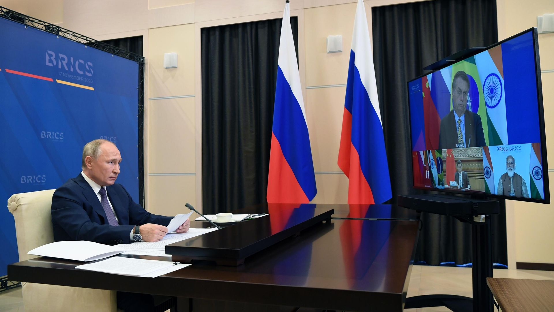 Президент РФ Владимир Путин принимает участие в XII саммите БРИКС в режиме видеоконференции Президент РФ Владимир Путин принимает участие в XII саммите БРИКС в режиме видеоконференции - РИА Новости, 1920, 17.11.2020
