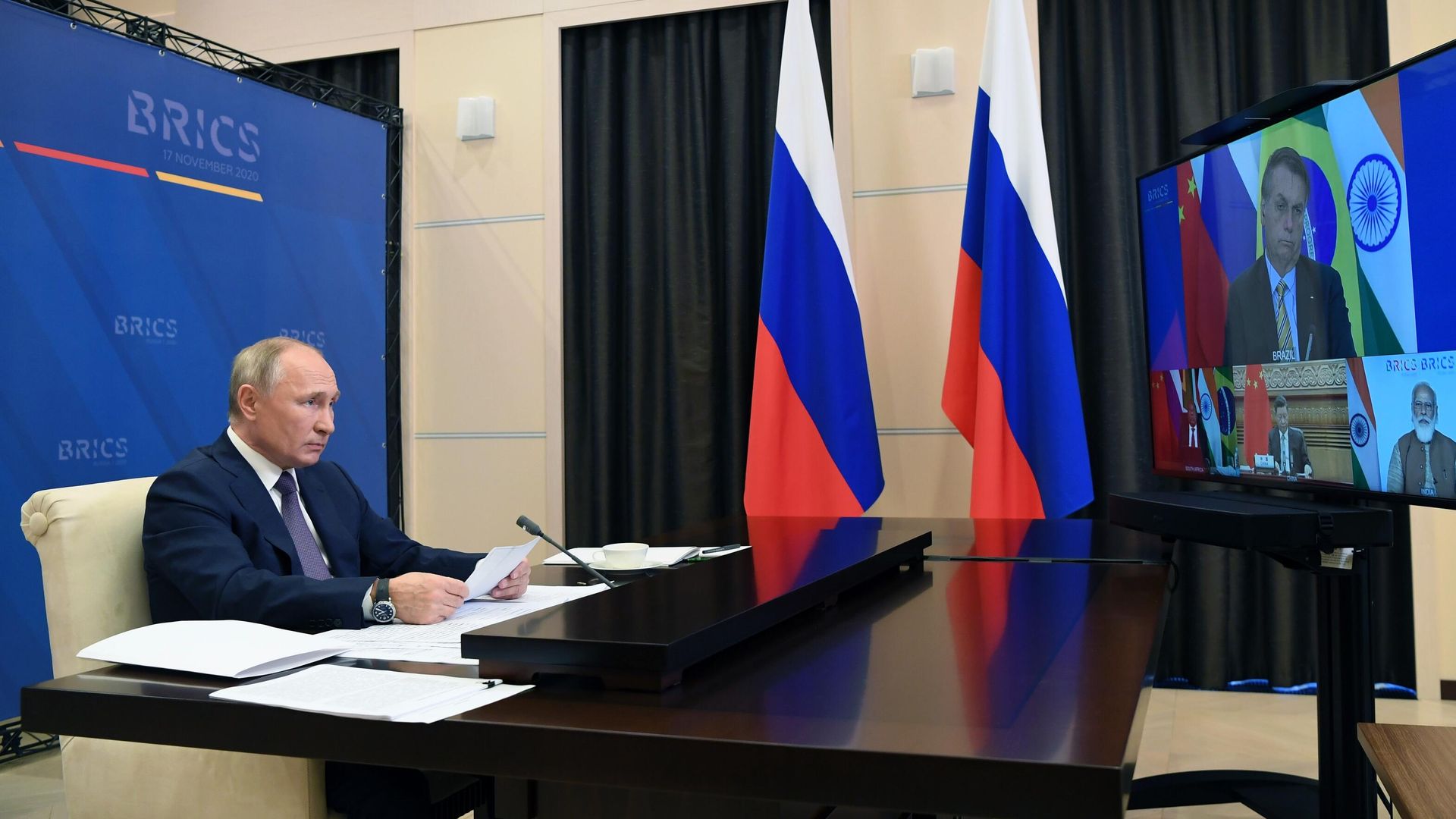 Президент РФ Владимир Путин принимает участие в XII саммите БРИКС в режиме видеоконференции Президент РФ Владимир Путин принимает участие в XII саммите БРИКС в режиме видеоконференции - РИА Новости, 1920, 17.11.2020