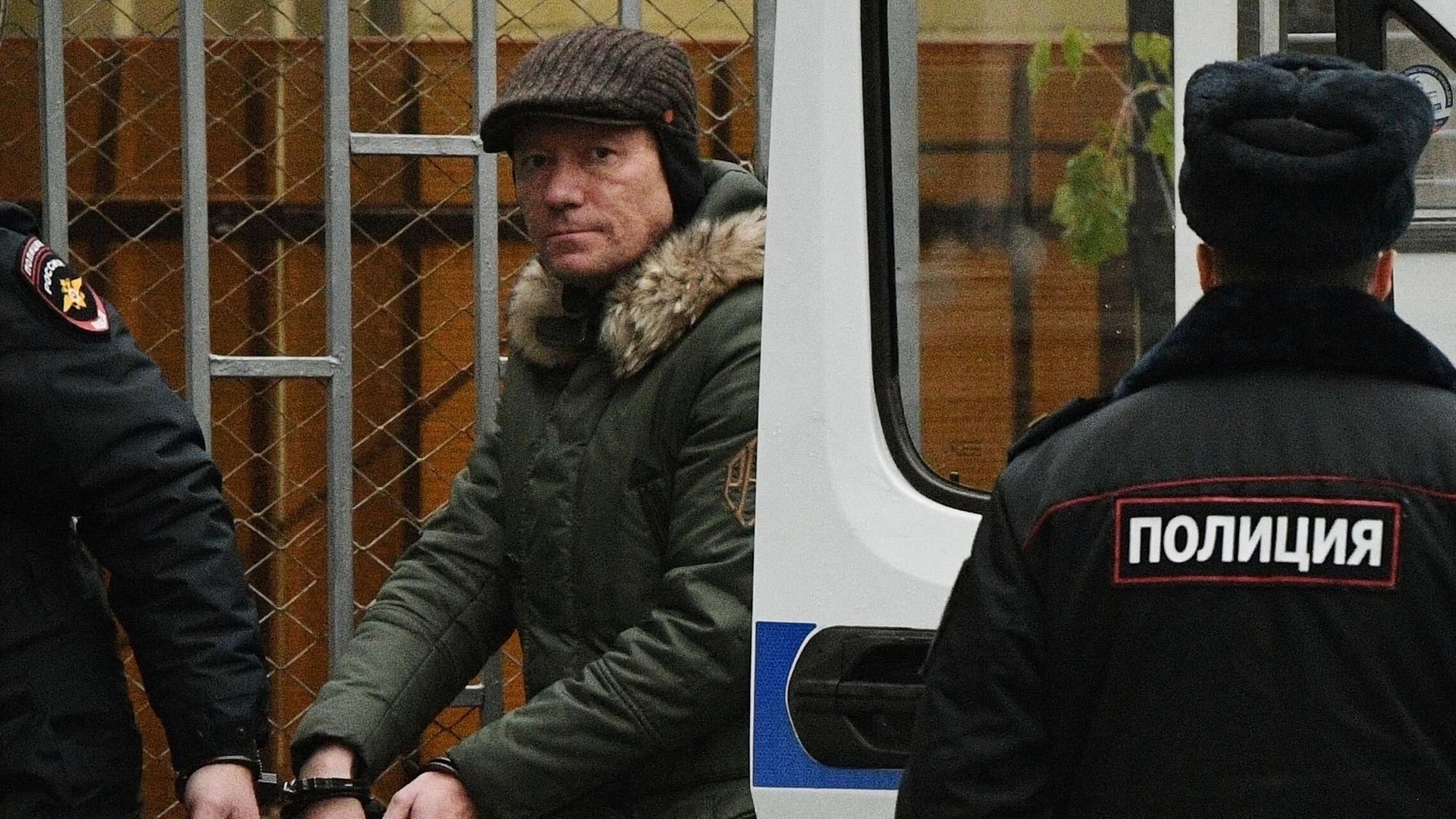 Заместитель председателя правительства Московской области Дмитрий Куракин доставлен в Басманный суд Москвы - РИА Новости, 1920, 19.11.2020