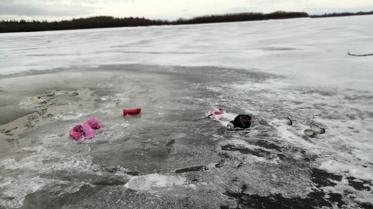Река Ляпин в Березовском районе ХМАО, где автомобиль ушел под воду - РИА Новости, 1920, 20.11.2020