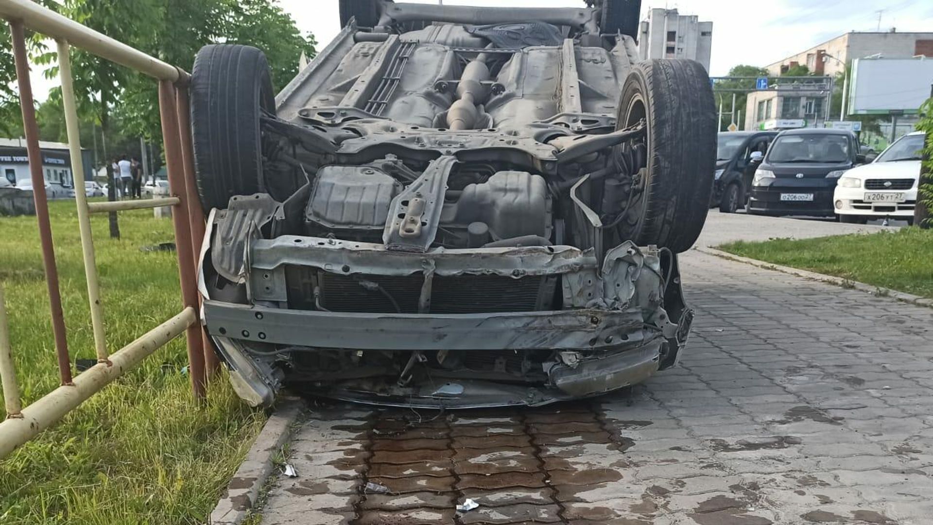ДТП в Хабаровске, повлекшее смерть мужчины и его 5-летнего сына ДТП в Хабаровске, повлекшее смерть мужчины и его 5-летнего сына - РИА Новости, 1920, 23.11.2020