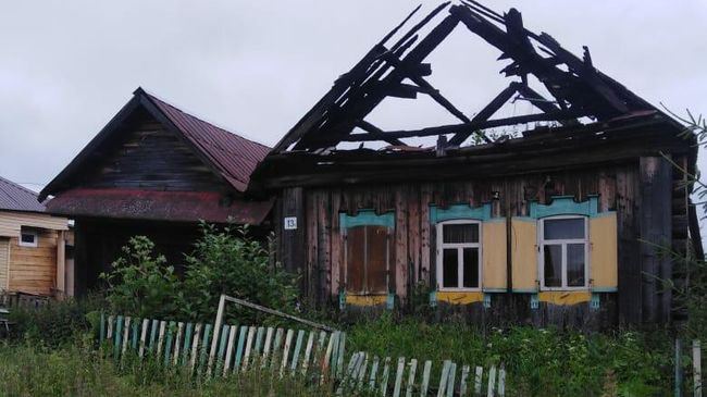 Дом после пожара
