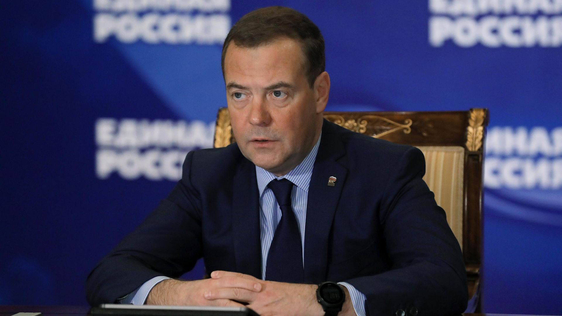 Дмитрий Медведев проводит совещание в режиме видеоконференции по вопросу О совершенствовании социально-трудового законодательства Российской Федерации - РИА Новости, 1920, 16.12.2020