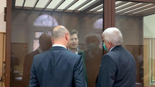 Бывший губернатор Хабаровского края Сергей Фургал, обвиняемый в организации убийств, в зале заседаний Басманного суда города Москвы, где будет рассматриваться ходатайство о продлении ему срока ареста