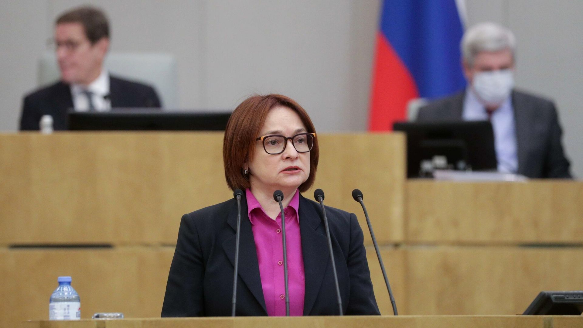 Председатель Центрального банка РФ Эльвира Набиуллина на пленарном заседании Государственной Думы РФ Председатель Центрального банка РФ Эльвира Набиуллина на пленарном заседании Государственной Думы РФ - РИА Новости, 1920, 25.11.2020