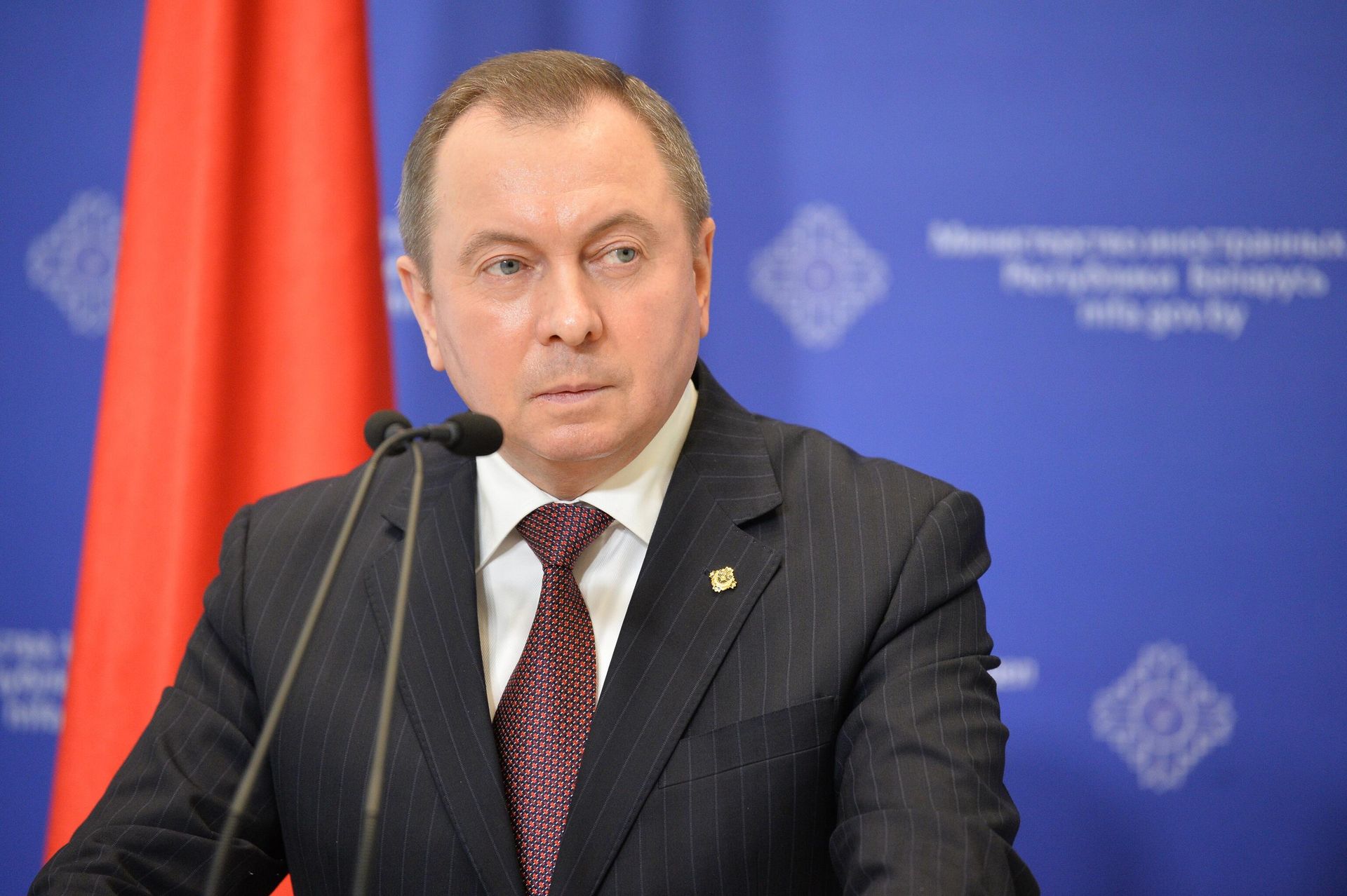 Министр иностранных дел Белоруссии Владимир Макей во время выхода к прессе после заседания коллегий МИД РФ и Белоруссии в Минске Министр иностранных дел Белоруссии Владимир Макей во время выхода к прессе после заседания коллегий МИД РФ и Белоруссии в Минске - РИА Новости, 1920, 09.04.2021