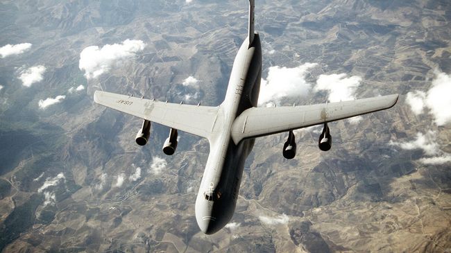 Военно-транспортный самолет США