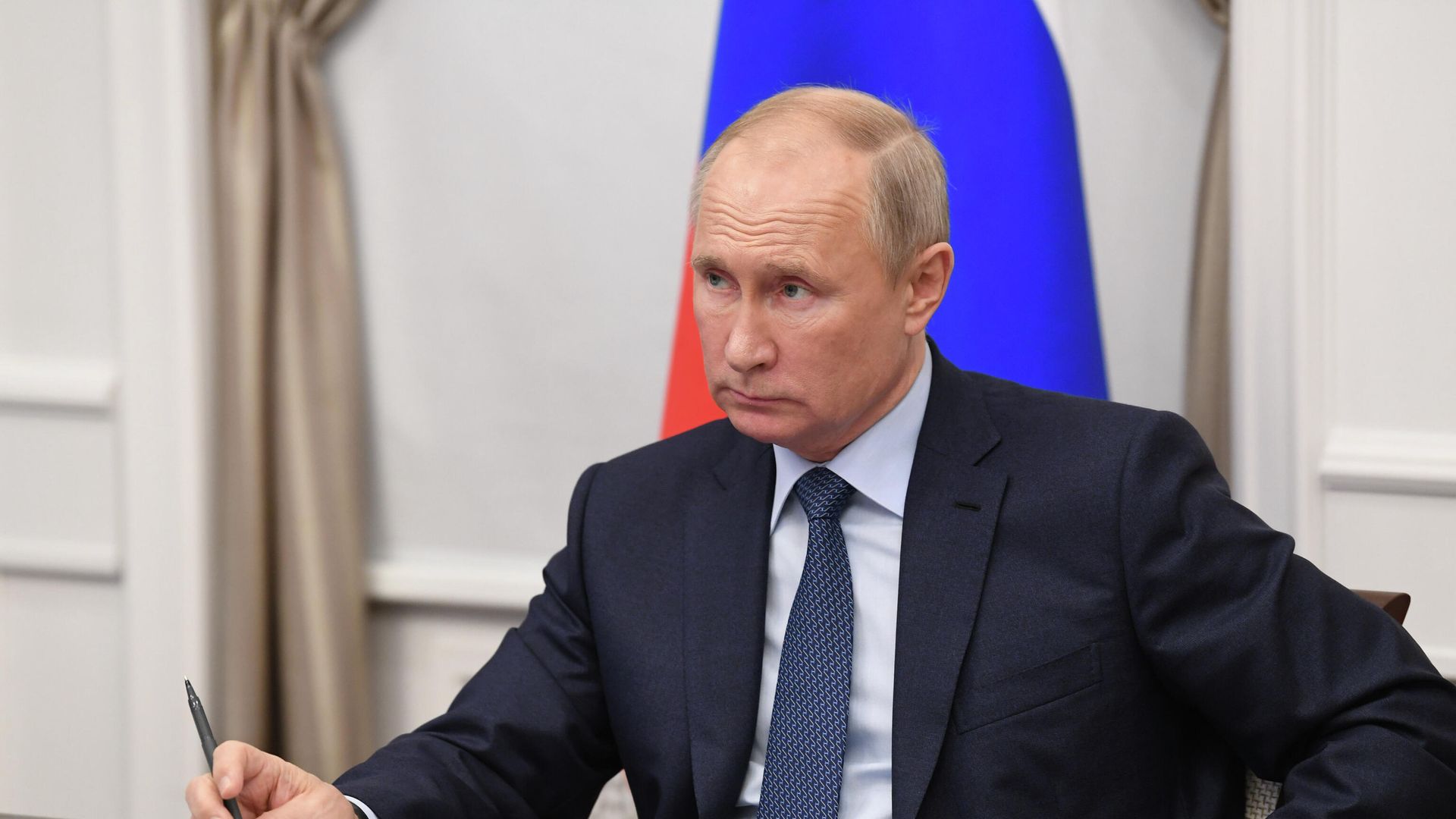 Президент РФ Владимир Путин проводит совещание в Нижегородской области Президент РФ Владимир Путин проводит совещание в Нижегородской области - РИА Новости, 1920, 01.12.2020