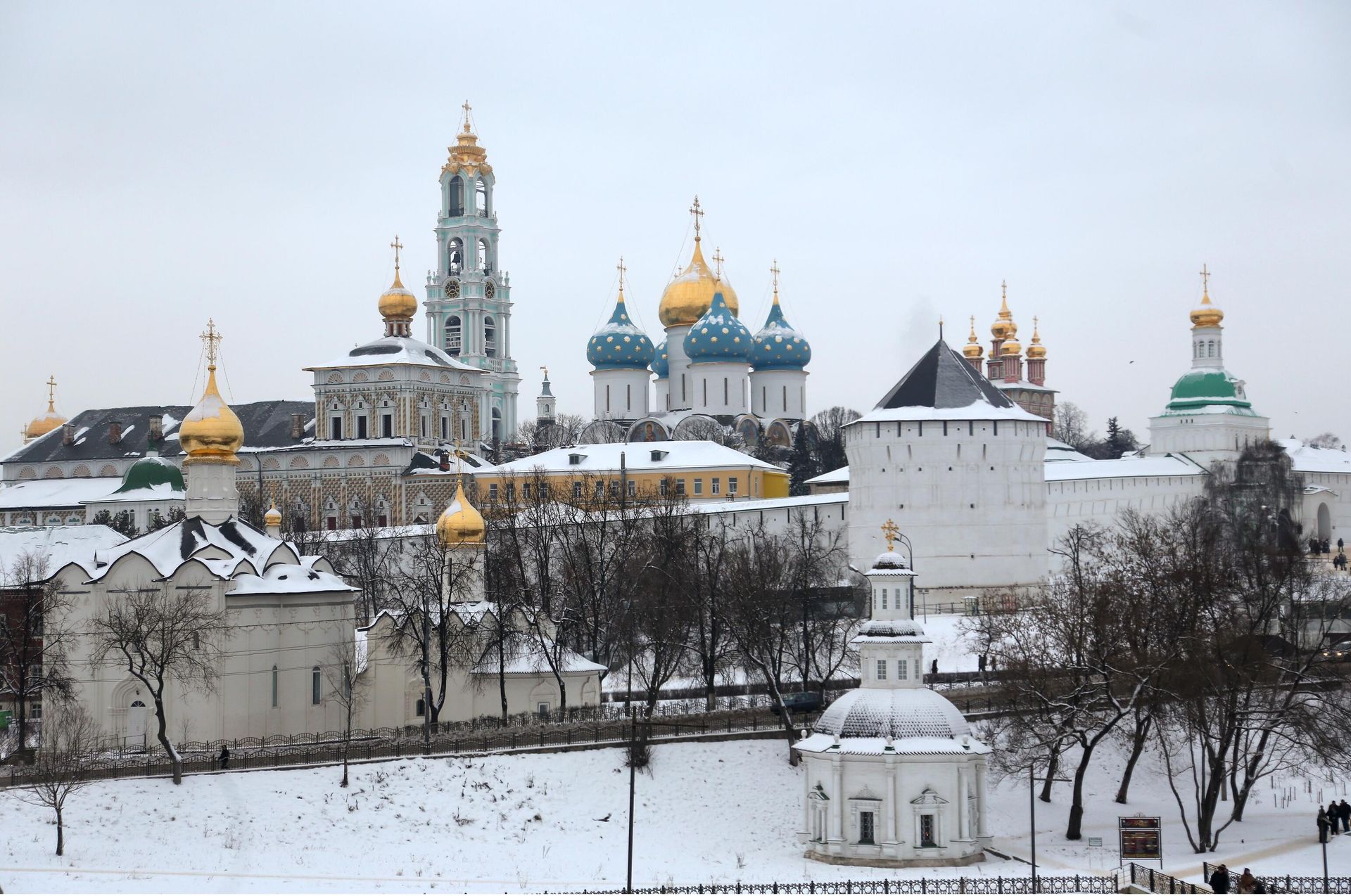 Троице-Сергиева Лавра в городе Сергиев Посад - РИА Новости, 1920, 17.11.2025