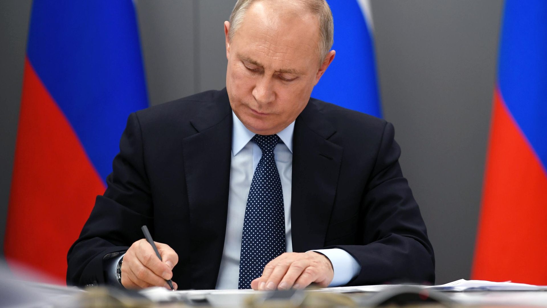 Президент РФ Владимир Путин Президент РФ Владимир Путин - РИА Новости, 1920, 28.12.2020